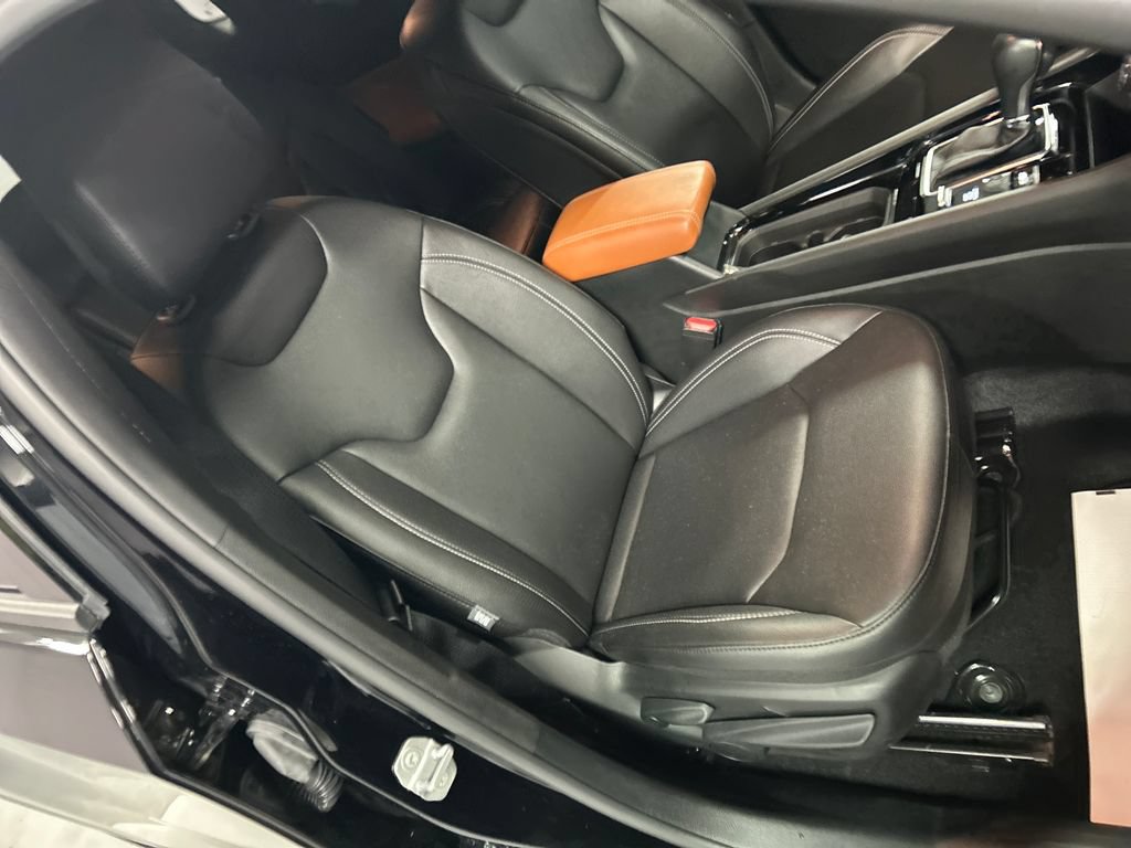 Used 2025 Jeep Compass Limited AWD/4WD image 27