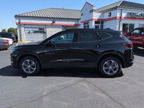 Used 2024 Chevrolet Blazer LT w/ Convenience Package FWD image 4