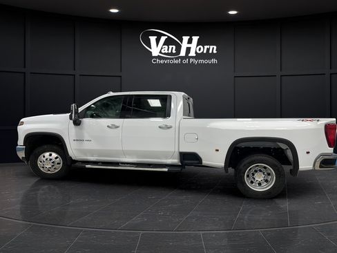 New 2026 Chevrolet Silverado 3500 LTZ w/ LTZ Plus Package AWD/4WD image 4