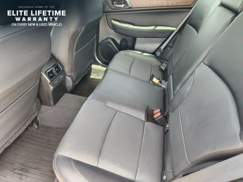 Used 2017 Subaru Outback 3.6R Limited AWD/4WD image 29