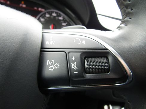 Used 2015 Audi A8 L 4.0T w/ Premium Package image 34