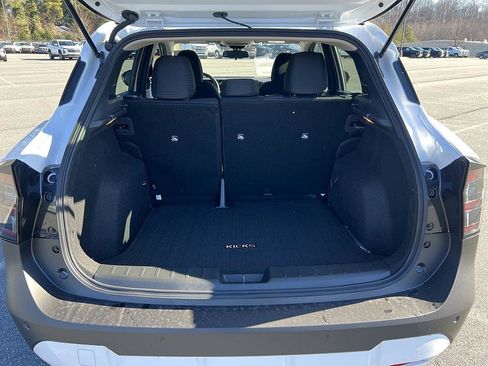 New 2026 Nissan Kicks S image 29
