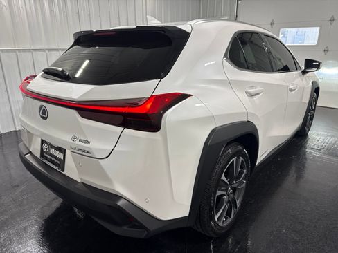 Used 2020 Lexus UX 250h w/ Premium Package AWD/4WD image 4