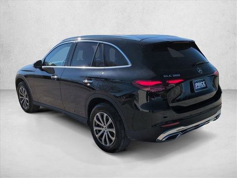 Used 2024 Mercedes-Benz GLC 300 4MATIC image 7