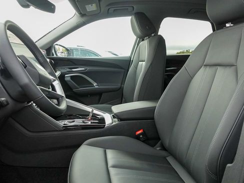 New 2025 Audi Q5 Premium image 12