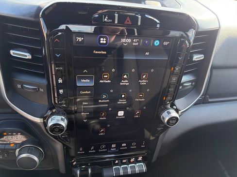 Used 2024 RAM 2500 Big Horn w/ Night Edition image 26