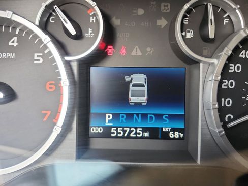 Used 2016 Toyota Tundra Limited image 26