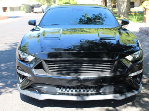 Used 2021 Ford Mustang GT Premium w/ GT Performance Package RWD image 4