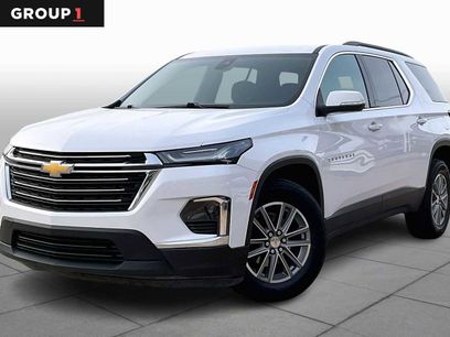 Used 2023 Chevrolet Traverse LT