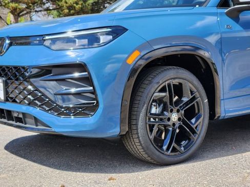 New 2026 Volkswagen Tiguan SE R-Line AWD/4WD image 7