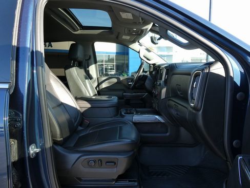 Used 2020 Chevrolet Silverado 2500 LTZ w/ LTZ Plus Package image 15