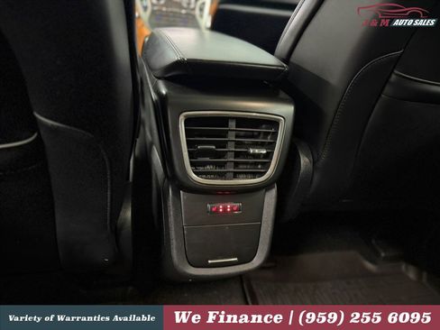 Used 2019 Lincoln Nautilus Reserve AWD/4WD image 32