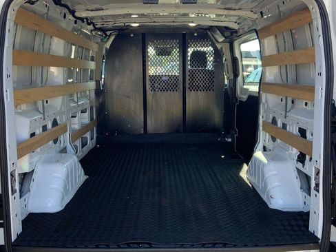 Used 2024 Ford Transit 250 Low Roof w/ Exterior Upgrade Package RWD image 12