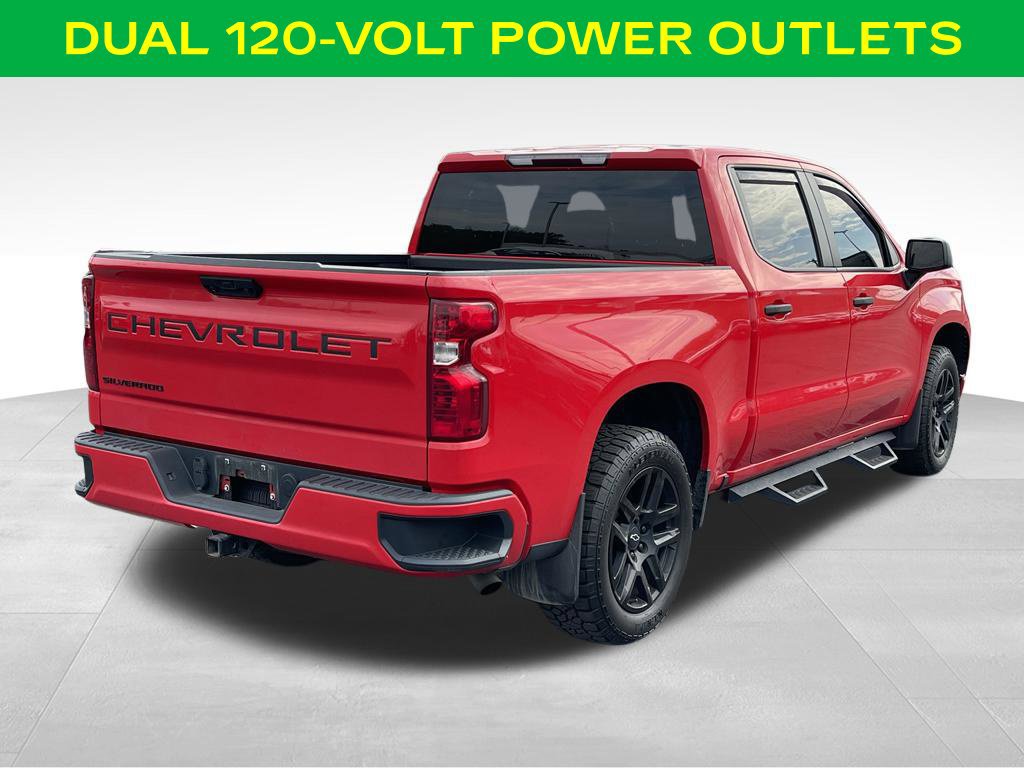 Used 2022 Chevrolet Silverado 1500 Custom w/ LPO, Dark Essentials Package AWD/4WD image 9