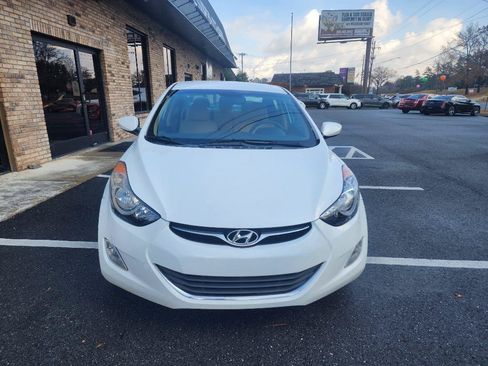 Used 2013 Hyundai Elantra GLS w/ Preferred Pkg FWD image 8