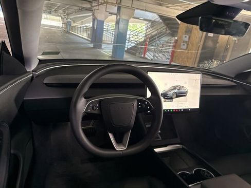 Used 2024 Tesla Model 3 Standard Range RWD image 6