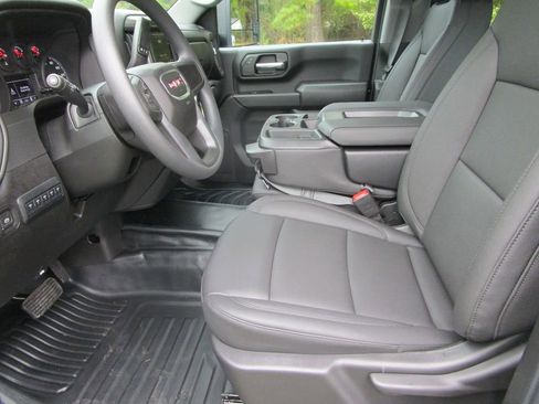 New 2026 GMC Sierra 2500 Pro image 30