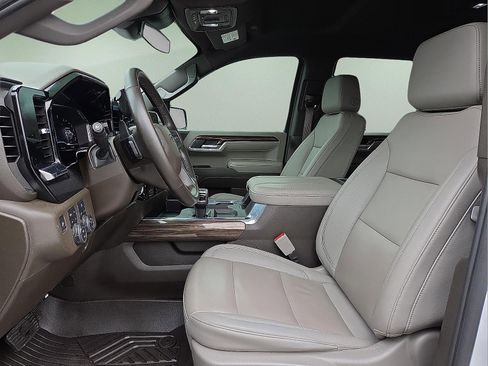 Used 2024 Chevrolet Silverado 1500 RST image 15