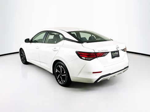 Used 2024 Nissan Sentra SV image 5