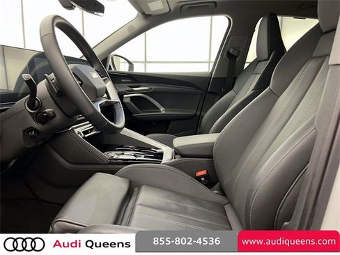 Certified 2025 Audi Q5 Premium Plus w/ Premium Plus image 17