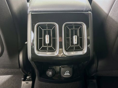 Used 2025 Kia Sorento SX Prestige image 27