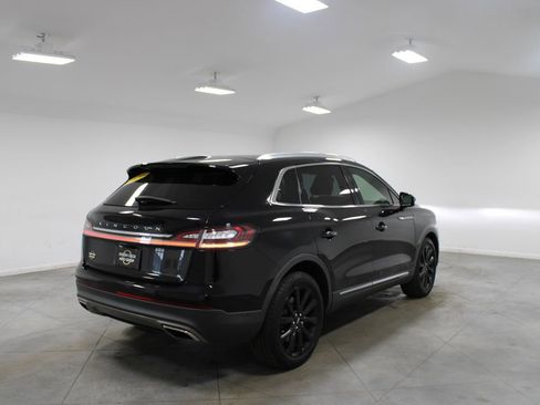 Used 2021 Lincoln Nautilus Reserve w/ Equipment Group 201A image 9