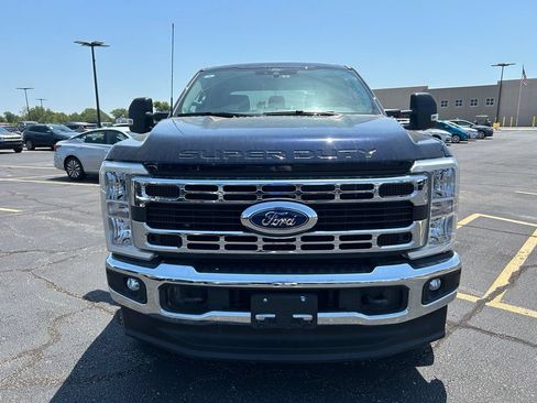 Used 2025 Ford F250 XLT AWD/4WD image 4