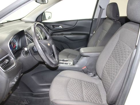 Used 2020 Chevrolet Equinox LT FWD image 20