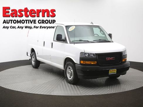 Used 2020 GMC Savana 3500 w/ Driver Convenience Package RWD image 50