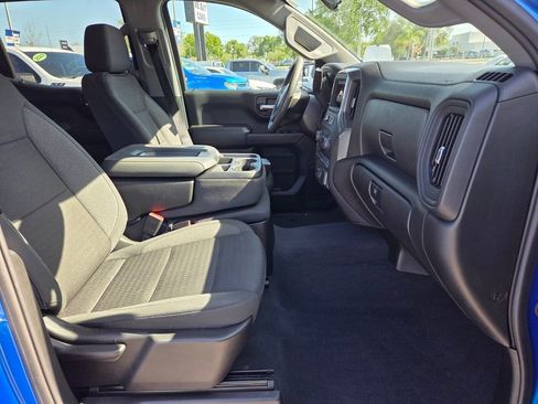 Used 2025 Chevrolet Silverado 1500 Custom w/ Turbomax Blackout Package image 16