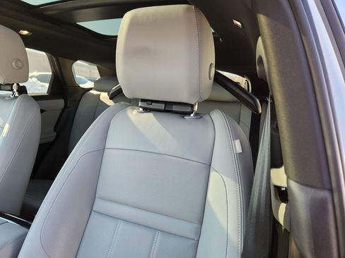 Certified 2026 Land Rover Range Rover Evoque S image 11