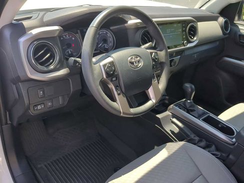 Used 2023 Toyota Tacoma SR5 RWD image 15