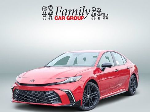 New 2026 Toyota Camry Hybrid FWD image 1