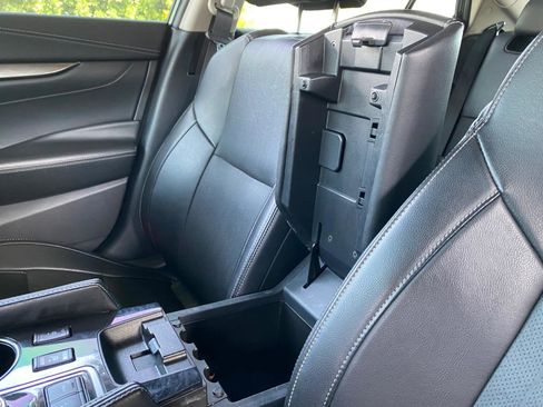 Used 2022 Nissan Maxima SV w/ Floor Mat Group FWD image 59