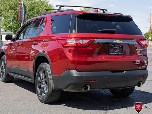 Used 2020 Chevrolet Traverse RS w/ LPO, 'HIT The Road' Package AWD/4WD image 18
