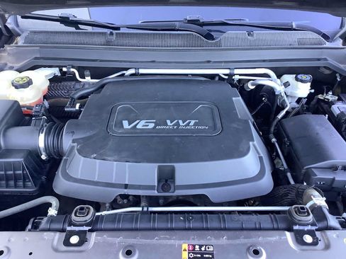 Used 2016 Chevrolet Colorado LT w/ LT Convenience Package AWD/4WD image 8
