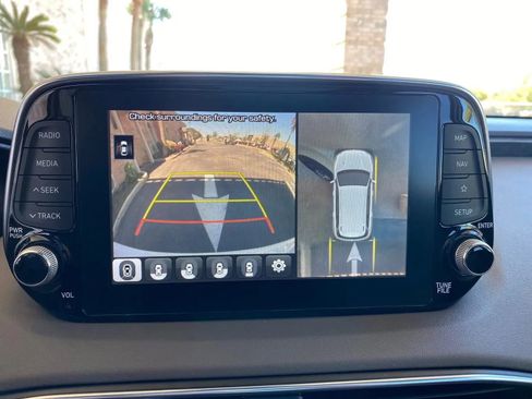 Used 2020 Hyundai Santa Fe Limited image 20