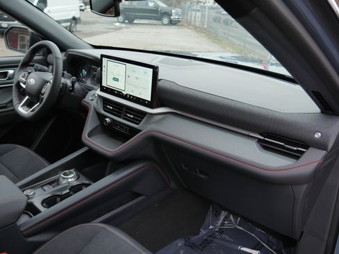 New 2026 Ford Explorer ST w/ Sun And Sound Package image 31