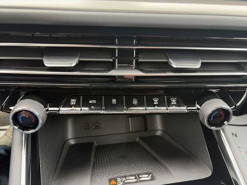 New 2026 Chevrolet Traverse LT FWD image 25