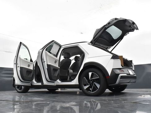 New 2025 Hyundai Ioniq 5 SEL image 42