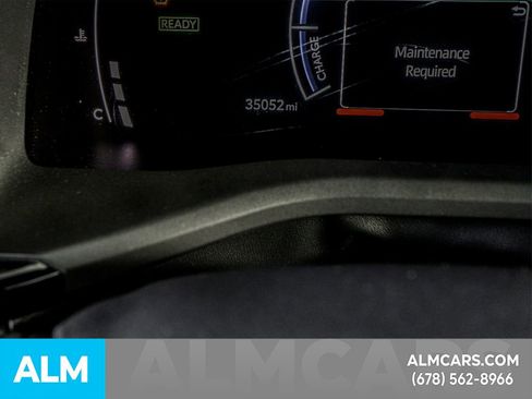 Used 2025 Toyota Camry SE image 56