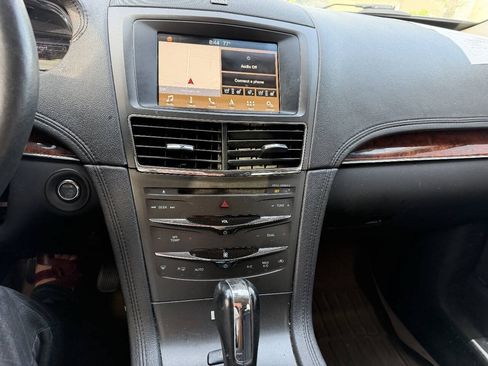 Used 2019 Lincoln MKT AWD image 18