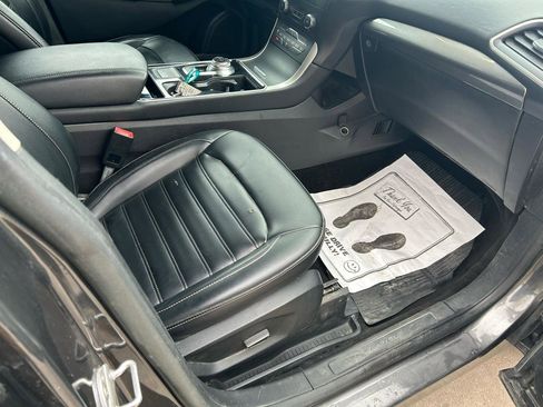 Used 2019 Ford Edge SEL w/ Equipment Group 201A image 12