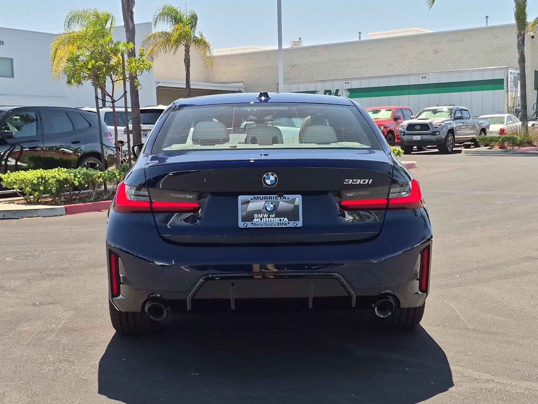 New 2026 BMW 330i Sedan w/ M Sport Package RWD image 9
