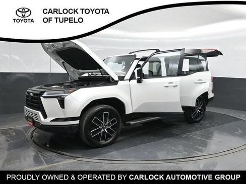 Used 2024 Lexus GX 550 w/ Accessory Package (Z1) AWD/4WD image 59