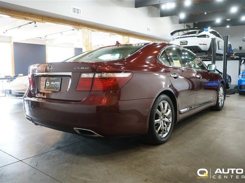Used 2007 Lexus LS 460 RWD image 4