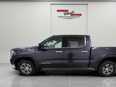 Used 2025 GMC Sierra 1500 SLT AWD/4WD image 4
