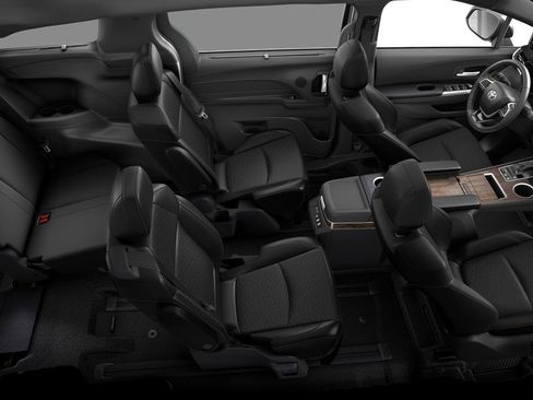 New 2026 Toyota Sienna Platinum image 8