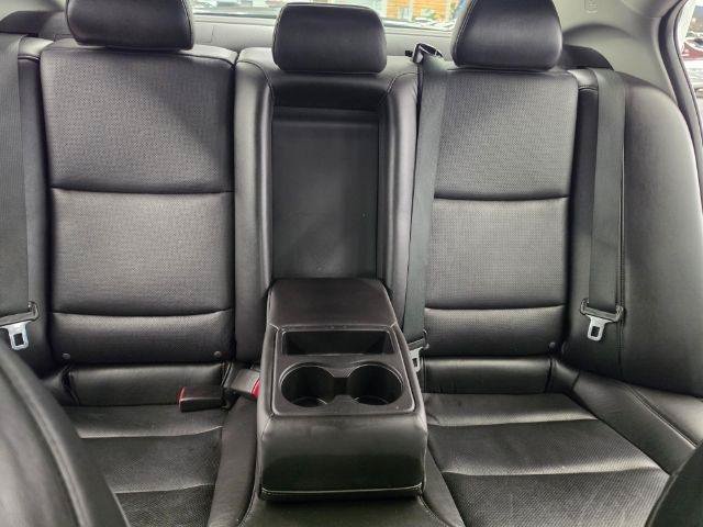Used 2015 Acura TLX w/ Technology Package FWD image 40
