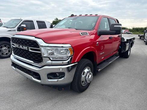 Used 2024 RAM 3500 SLT w/ Quick Order Package 2YG SLT AWD/4WD image 1